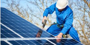 Installation Maintenance Panneaux Solaires Photovoltaïques à Brossainc